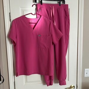 Figs Women's Fuschia Scrub Set Retired color